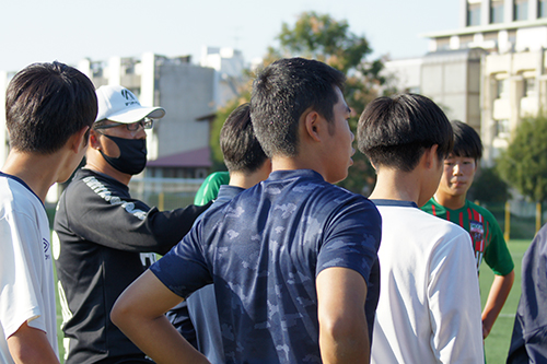 正智深谷高校サッカー部の取り組みの様子